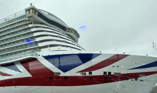 p&o cruises a.jpg