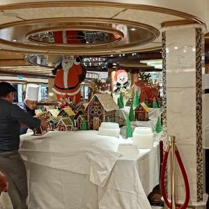 Majestic princess holiday decorations (10).jpg