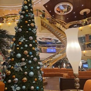 Christmas tree on MSC Fantasia.jpg