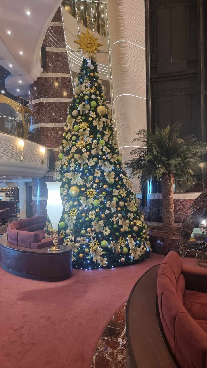 Christmas tree on MSC Splendida.jpg